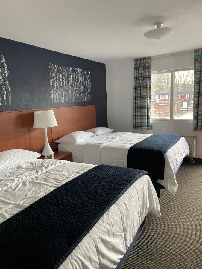 Starlite Resort Saugatuck Exterior photo